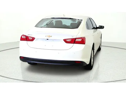 More photos of 2024 Chevrolet Malibu LT at Tom Gill Chevrolet, KY