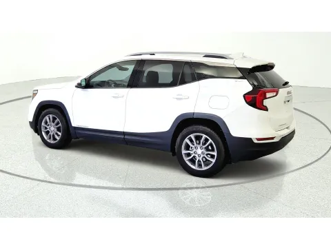 More photos of 2024 GMC Terrain SLT at Tom Gill Chevrolet, KY