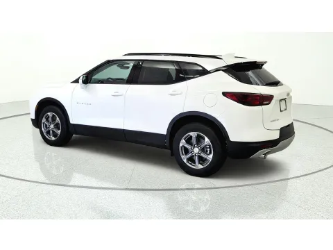 More photos of 2026 Chevrolet Blazer LT at Tom Gill Chevrolet, KY