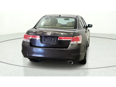 More photos of 2011 Honda Accord Sdn EX-L at Tom Gill Chevrolet, KY