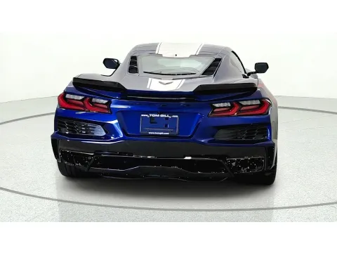 More photos of 2027 Chevrolet Corvette 2LT at Tom Gill Chevrolet, KY