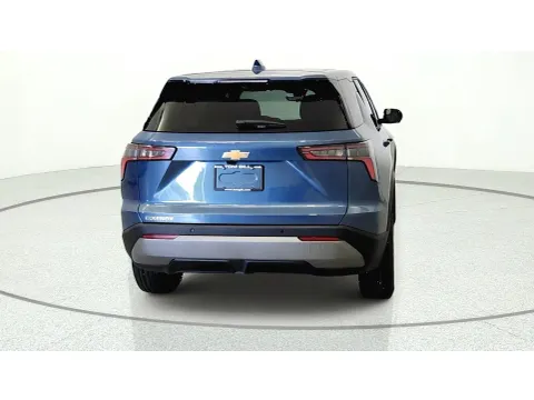 More photos of 2027 Chevrolet Equinox FWD LT at Tom Gill Chevrolet, KY