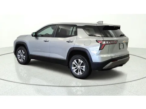 More photos of 2027 Chevrolet Equinox AWD LT at Tom Gill Chevrolet, KY