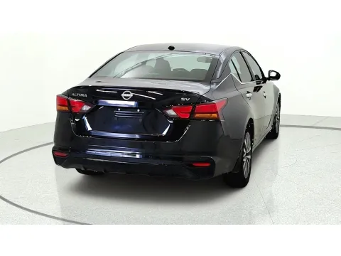 More photos of 2024 Nissan Altima 2.5 SV at Tom Gill Chevrolet, KY