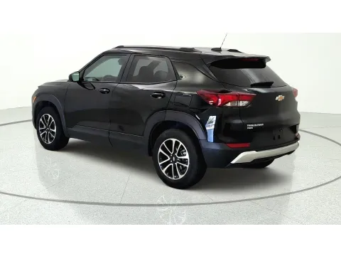 More photos of 2025 Chevrolet Trailblazer LT at Tom Gill Chevrolet, KY