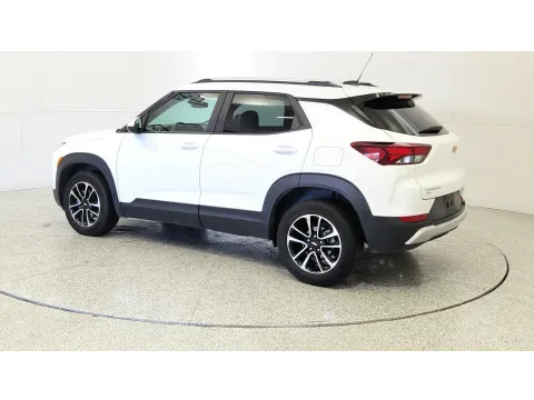 More photos of 2025 Chevrolet Trailblazer LT at Tom Gill Chevrolet, KY