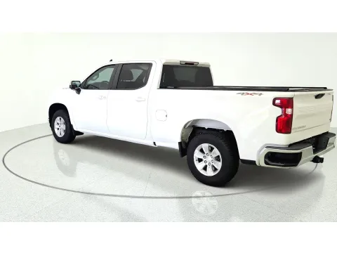 More photos of 2020 Chevrolet Silverado 1500 LT at Tom Gill Chevrolet, KY