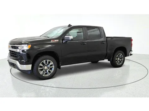 More photos of 2026 Chevrolet Silverado 1500 LT at Tom Gill Chevrolet, KY