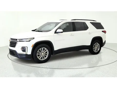 More photos of 2023 Chevrolet Traverse LT Cloth at Tom Gill Chevrolet, KY
