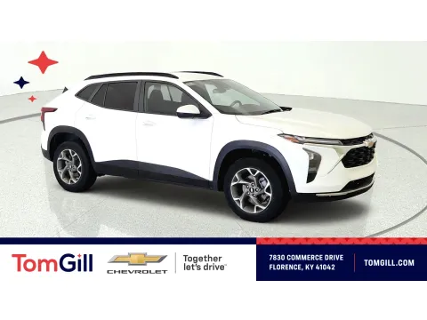 White 2025 Chevrolet Trax LT for sale in Florence, KY