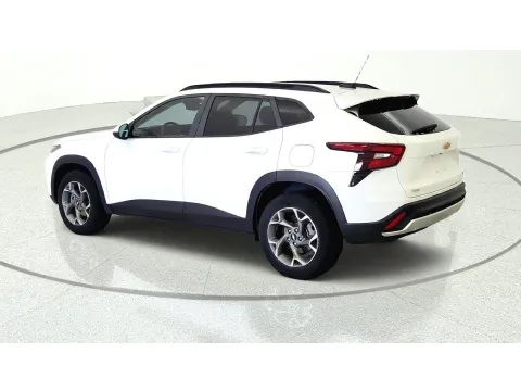 More photos of 2025 Chevrolet Trax LT at Tom Gill Chevrolet, KY