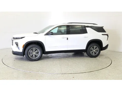 More photos of 2027 Chevrolet Traverse FWD LT at Tom Gill Chevrolet, KY