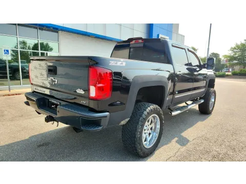 More photos of 2017 Chevrolet Silverado 1500 LTZ at Tom Gill Chevrolet, KY