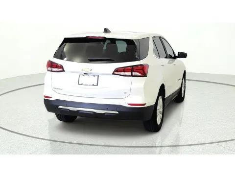 More photos of 2022 Chevrolet Equinox LT at Tom Gill Chevrolet, KY