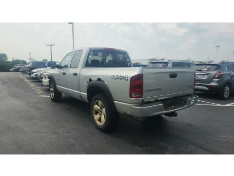 More photos of 2004 Dodge Ram 1500 SLT at Tom Gill Chevrolet, KY