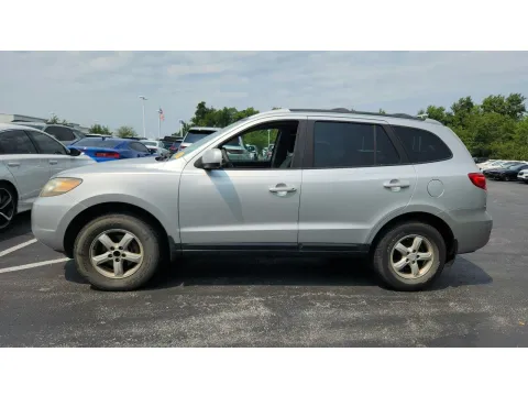 More photos of 2007 Hyundai Santa Fe GLS at Tom Gill Chevrolet, KY