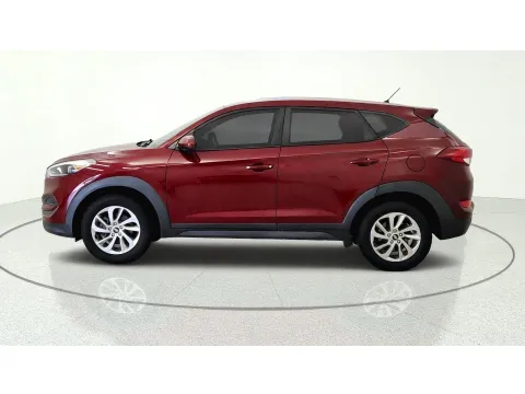 More photos of 2018 Hyundai Tucson SE at Tom Gill Chevrolet, KY