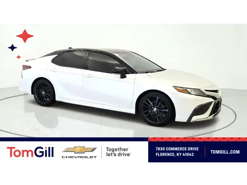 White 2021 Toyota Camry XSE for sale in Florence, KY