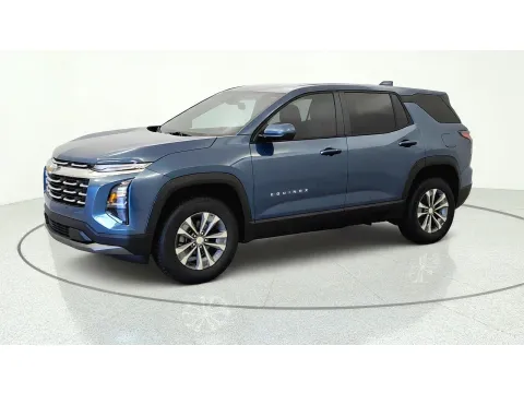 More photos of 2027 Chevrolet Equinox AWD LT at Tom Gill Chevrolet, KY