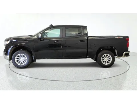 More photos of 2026 Chevrolet Silverado 1500 LT at Tom Gill Chevrolet, KY