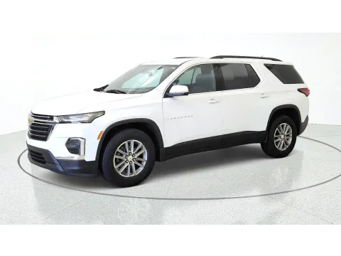 More photos of 2023 Chevrolet Traverse LT Cloth at Tom Gill Chevrolet, KY