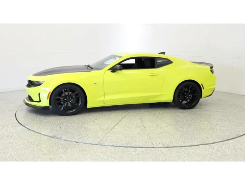 More photos of 2019 Chevrolet Camaro 1LT at Tom Gill Chevrolet, KY