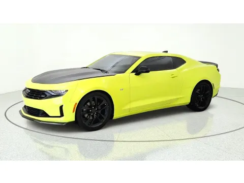 More photos of 2019 Chevrolet Camaro 1LT at Tom Gill Chevrolet, KY