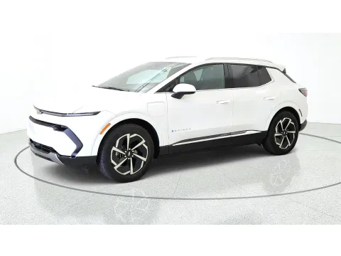 More photos of 2024 Chevrolet Equinox EV LT at Tom Gill Chevrolet, KY