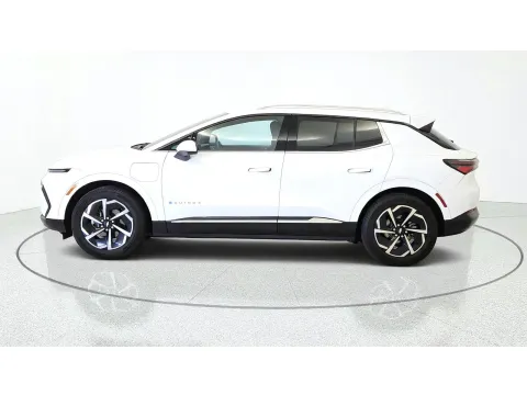 More photos of 2024 Chevrolet Equinox EV LT at Tom Gill Chevrolet, KY