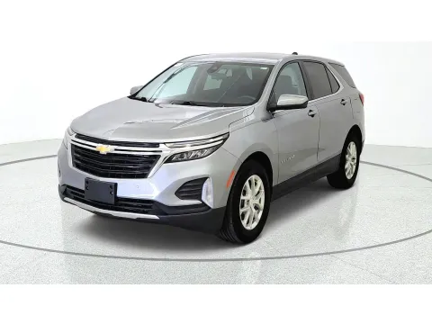 More photos of 2024 Chevrolet Equinox LT at Tom Gill Chevrolet, KY