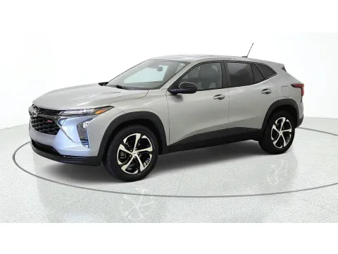 More photos of 2024 Chevrolet Trax 1RS at Tom Gill Chevrolet, KY