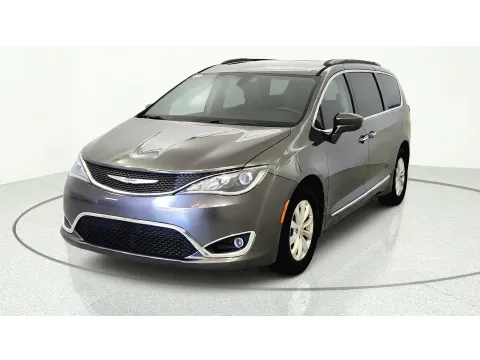 Another view of 2017 Chrysler Pacifica Touring-L for sale in Florence, KY at Tom Gill Chevrolet