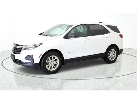 More photos of 2023 Chevrolet Equinox LS at Tom Gill Chevrolet, KY