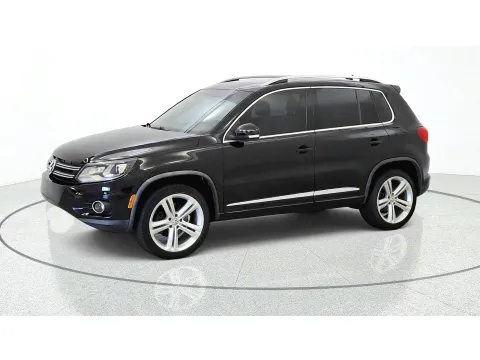 More photos of 2015 Volkswagen Tiguan R-Line at Tom Gill Chevrolet, KY