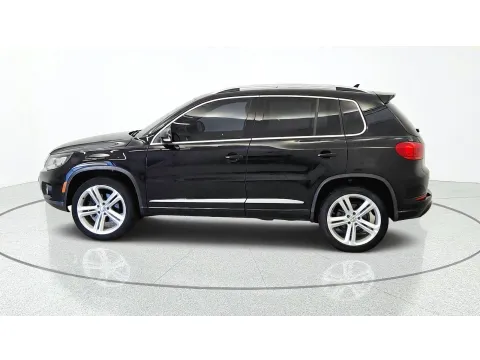 More photos of 2015 Volkswagen Tiguan R-Line at Tom Gill Chevrolet, KY