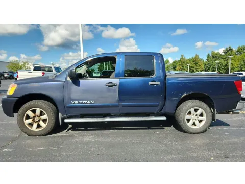 More photos of 2010 Nissan Titan SE at Tom Gill Chevrolet, KY