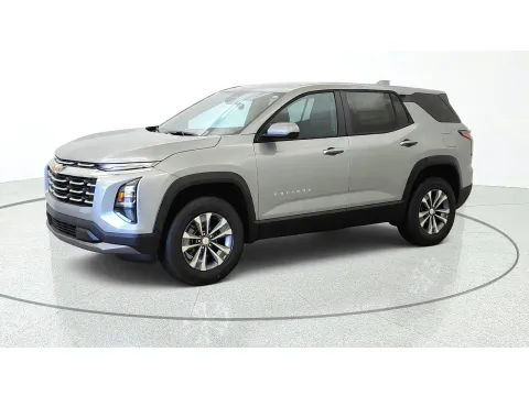 More photos of 2027 Chevrolet Equinox FWD LT at Tom Gill Chevrolet, KY