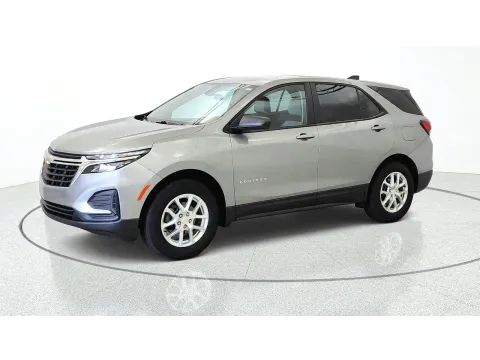 More photos of 2023 Chevrolet Equinox LS at Tom Gill Chevrolet, KY