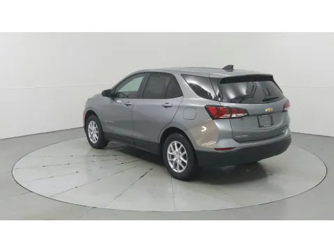 More photos of 2023 Chevrolet Equinox LS at Tom Gill Chevrolet, KY