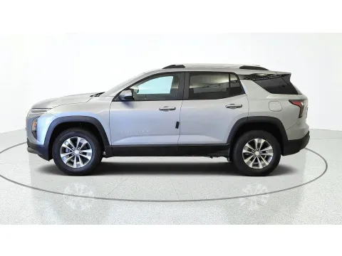 More photos of 2027 Chevrolet Equinox AWD LT at Tom Gill Chevrolet, KY