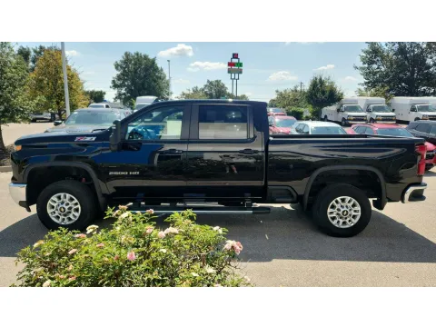More photos of 2024 Chevrolet Silverado 2500 HD LT at Tom Gill Chevrolet, KY