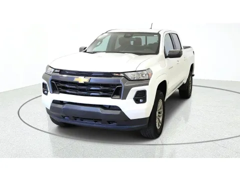 Another view of 2023 Chevrolet Colorado 4WD LT for sale in Florence, KY at Tom Gill Chevrolet