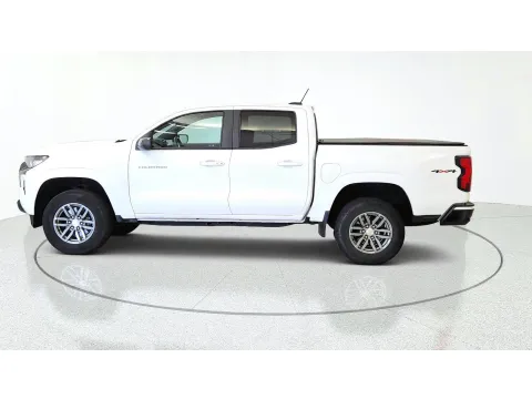 More photos of 2023 Chevrolet Colorado 4WD LT at Tom Gill Chevrolet, KY