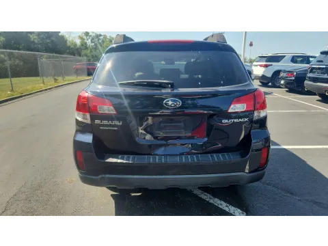 Another view of 2013 Subaru Outback 2.5i Premium for sale in Florence, KY at Tom Gill Chevrolet