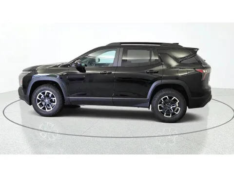 More photos of 2027 Chevrolet Equinox FWD ACTIV at Tom Gill Chevrolet, KY