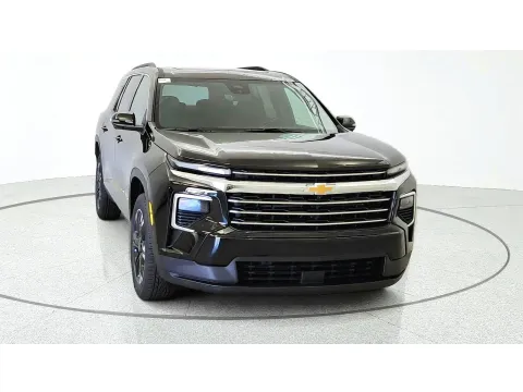 Photos of 2027 Chevrolet Traverse FWD LT for sale in Florence, KY at Tom Gill Chevrolet