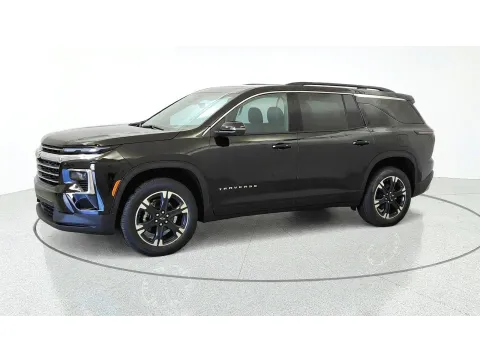 More photos of 2027 Chevrolet Traverse FWD LT at Tom Gill Chevrolet, KY