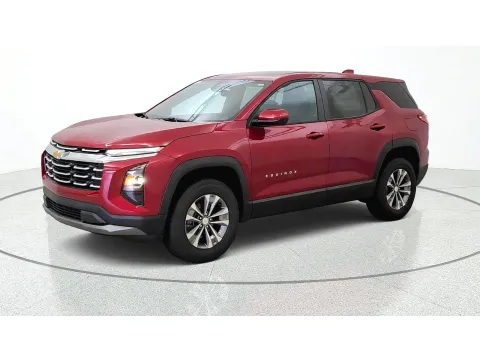More photos of 2027 Chevrolet Equinox FWD LT at Tom Gill Chevrolet, KY