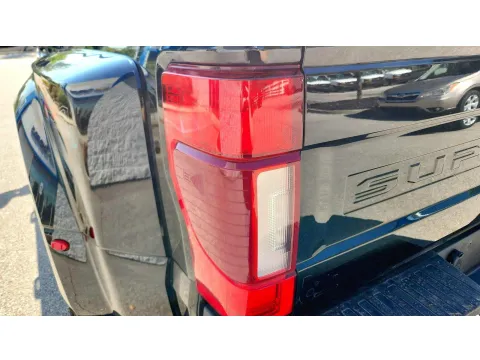 More photos of 2022 Ford Super Duty F-350 DRW LARIAT at Tom Gill Chevrolet, KY
