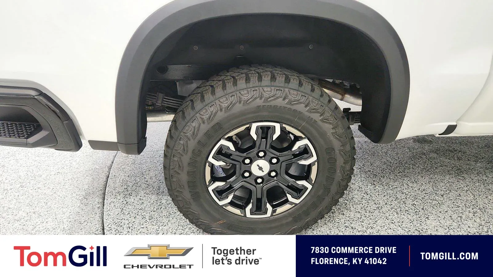 White 2025 Chevrolet Silverado 1500 ZR2 for sale in Florence, KY